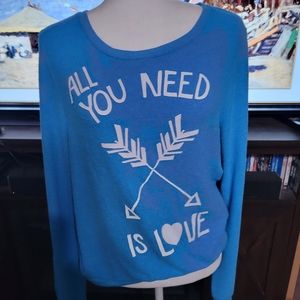 Wildfox size M sweatshirt All you‎ Need is Love